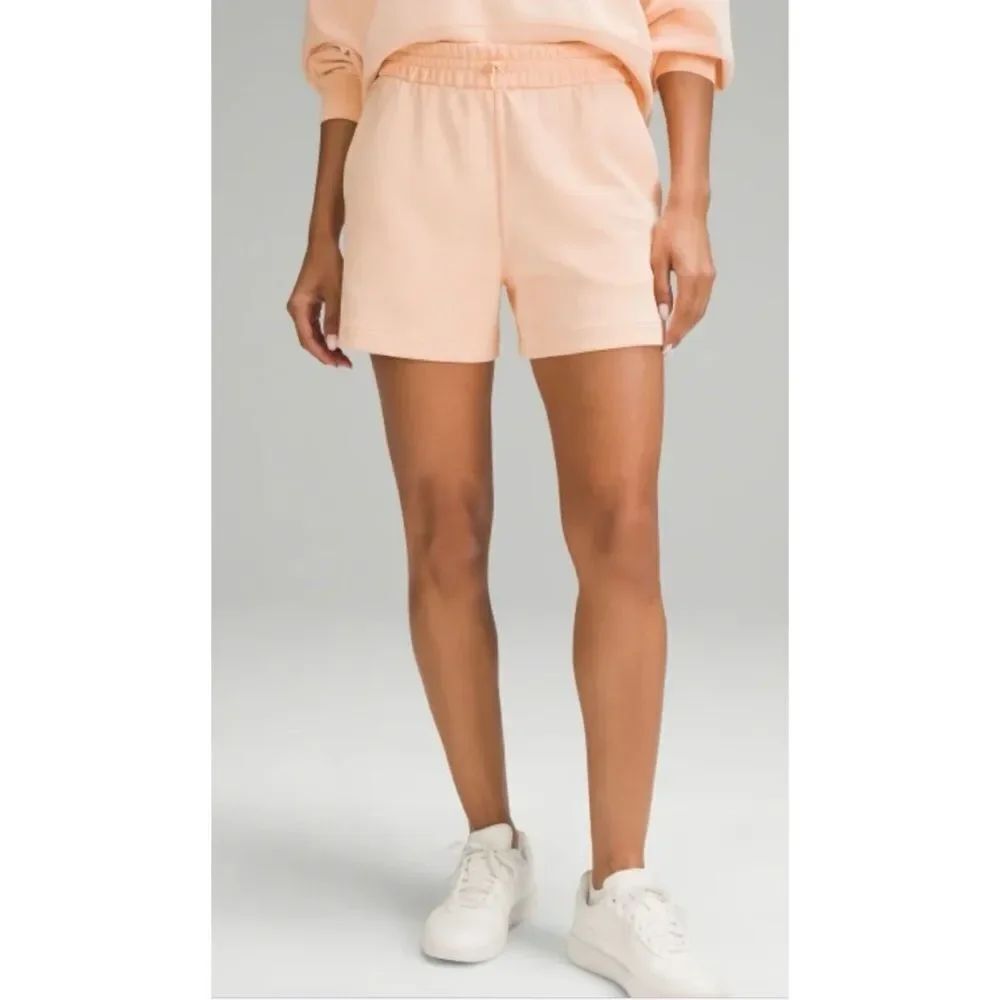 Lululemon Softstreme High-Rise Short 4" Peach Bellini Size 8 ~ New No Tags